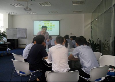 某公司成功舉辦《TTT(企業(yè)內(nèi)訓(xùn)師的培訓(xùn))》活動(dòng)，冠卓咨詢助力人才梯隊(duì)建設(shè)